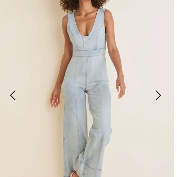 Venus Stretch Denim Jumpsuit Light Wash Size 16 Wide Leg - Picture 1 of 10